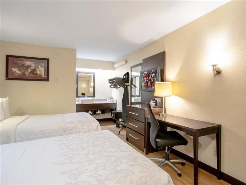 Hotel Red Roof Plus+ Washington Dc Rockville